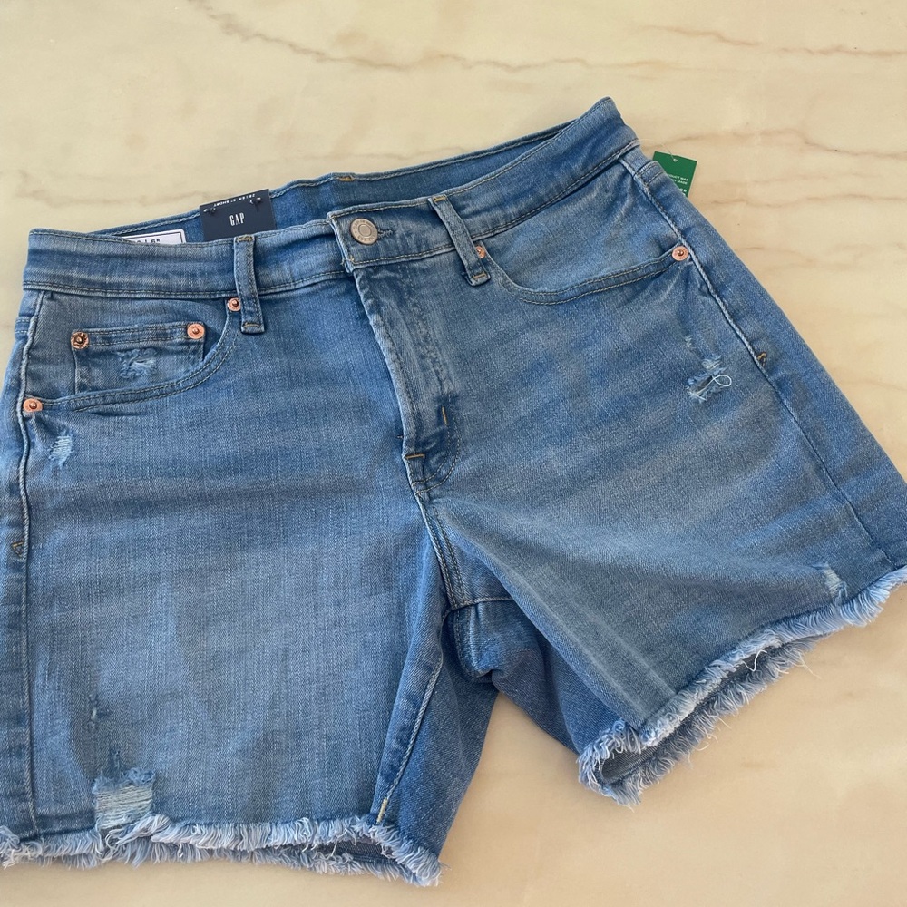 Lot of GAP and Pink women’s shorts